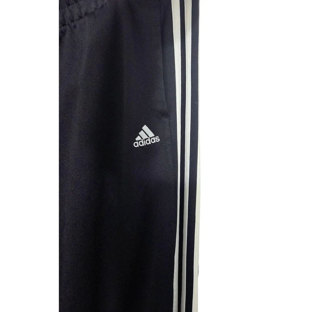 adidas athletic track